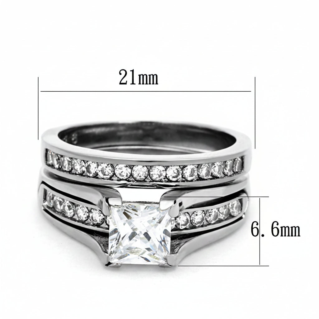 TK0W383 - High polished (no plating) Stainless Steel Ring with AAA Grade CZ  in Clear